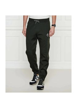 Armani Exchange Spodnie dresowe | Regular Fit ze sklepu Gomez Fashion Store w kategorii Spodnie męskie - zdjęcie 184507119
