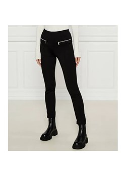 GUESS Spodnie cygaretki GISELE | Slim Fit ze sklepu Gomez Fashion Store w kategorii Spodnie damskie - zdjęcie 184507127
