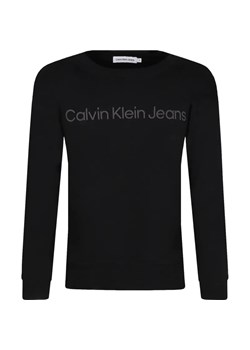 Calvin Klein Jeans Bluza RAISED INST. LOGO FLEECE CN | Regular Fit ze sklepu Gomez Fashion Store w kategorii Bluzy chłopięce - zdjęcie 184507189