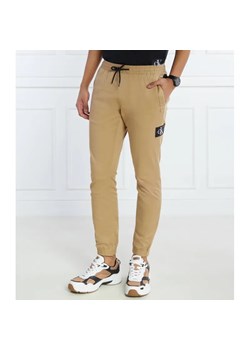 Calvin Klein Jeans Spodnie jogger | Skinny fit ze sklepu Gomez Fashion Store w kategorii Spodnie męskie - zdjęcie 184507395