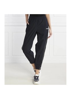 Tommy Sport Spodnie dresowe | Regular Fit ze sklepu Gomez Fashion Store w kategorii Spodnie damskie - zdjęcie 184507866