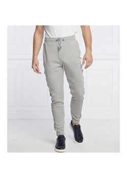 Tommy Hilfiger Spodnie dresowe | Regular Fit ze sklepu Gomez Fashion Store w kategorii Spodnie męskie - zdjęcie 184508227