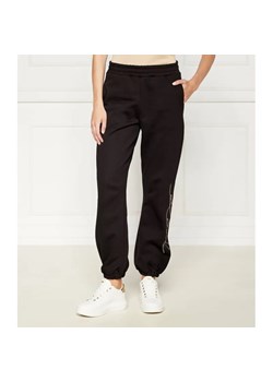 Karl Lagerfeld Spodnie dresowe | Regular Fit ze sklepu Gomez Fashion Store w kategorii Spodnie damskie - zdjęcie 184508229
