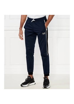 EA7 Spodnie dresowe | Regular Fit ze sklepu Gomez Fashion Store w kategorii Spodnie męskie - zdjęcie 184508678