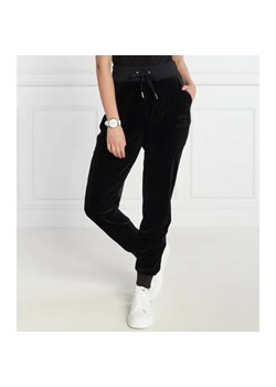 Armani Exchange Spodnie dresowe | Regular Fit ze sklepu Gomez Fashion Store w kategorii Spodnie damskie - zdjęcie 184508985