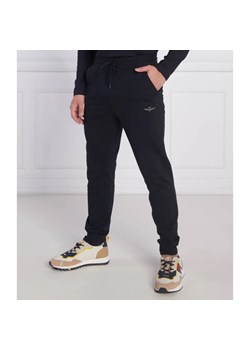 Aeronautica Militare Spodnie | Regular Fit ze sklepu Gomez Fashion Store w kategorii Spodnie męskie - zdjęcie 184509678