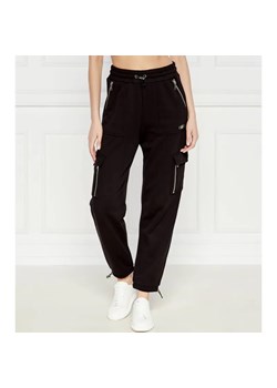 Michael Kors Spodnie jogger | Regular Fit ze sklepu Gomez Fashion Store w kategorii Spodnie damskie - zdjęcie 184509746