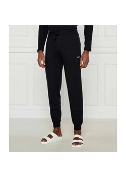 BOSS BLACK Spodnie jogger Waffle | Regular Fit ze sklepu Gomez Fashion Store w kategorii Piżamy męskie - zdjęcie 184509776
