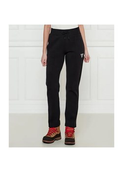 GUESS ACTIVE Spodnie dresowe ANN | Straight fit ze sklepu Gomez Fashion Store w kategorii Spodnie damskie - zdjęcie 184509977