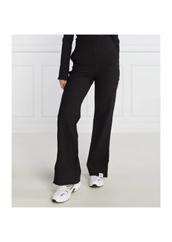 Calvin Klein Jeans Spodnie | Regular Fit ze sklepu Gomez Fashion Store w kategorii Spodnie damskie - zdjęcie 184510636