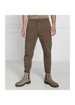 BOSS ORANGE Spodnie cargo Sisla | Relaxed fit ze sklepu Gomez Fashion Store w kategorii Spodnie męskie - zdjęcie 184511405