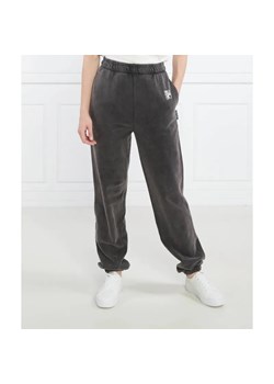HUGO Spodnie dresowe Njola_1 | Relaxed fit ze sklepu Gomez Fashion Store w kategorii Spodnie damskie - zdjęcie 184512207