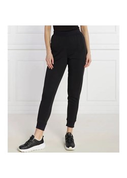 Calvin Klein Performance Spodnie dresowe | Regular Fit ze sklepu Gomez Fashion Store w kategorii Spodnie damskie - zdjęcie 184512369