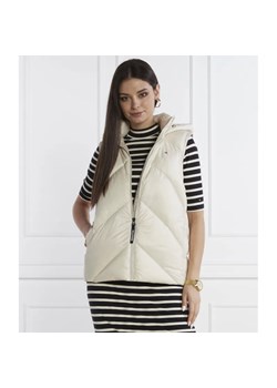 Tommy Hilfiger Puchowy bezrękawnik CHEVRON LW DOWN | Regular Fit ze sklepu Gomez Fashion Store w kategorii Kamizelki damskie - zdjęcie 184512395