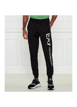 EA7 Spodnie jogger | Slim Fit ze sklepu Gomez Fashion Store w kategorii Spodnie męskie - zdjęcie 184512447