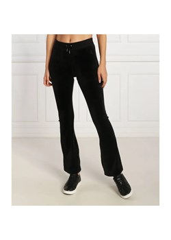 Juicy Couture Spodnie dresowe LAYLA | flare fit | low rise ze sklepu Gomez Fashion Store w kategorii Spodnie damskie - zdjęcie 184512776