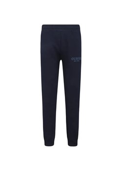 Guess Spodnie dresowe | Regular Fit ze sklepu Gomez Fashion Store w kategorii Spodnie chłopięce - zdjęcie 184513399