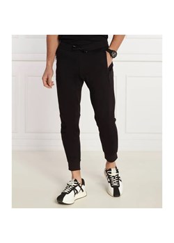 Armani Exchange Spodnie dresowe | Regular Fit ze sklepu Gomez Fashion Store w kategorii Spodnie męskie - zdjęcie 184513729
