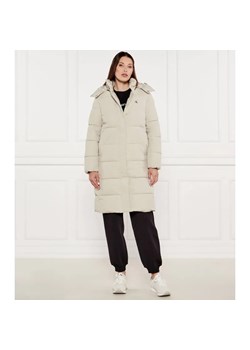 Calvin Klein Jeans Puchowa kurtka | Regular Fit ze sklepu Gomez Fashion Store w kategorii Kurtki damskie - zdjęcie 184513978