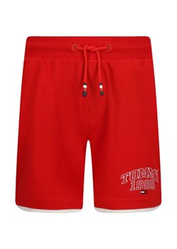 Tommy Hilfiger Szorty | Regular Fit ze sklepu Gomez Fashion Store w kategorii Spodenki chłopięce - zdjęcie 184514075