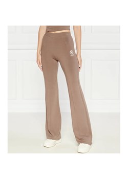 GUESS ACTIVE Spodnie dresowe ELA | Slim Fit ze sklepu Gomez Fashion Store w kategorii Spodnie damskie - zdjęcie 184514797