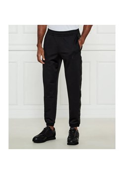 EA7 Spodnie jogger | Slim Fit ze sklepu Gomez Fashion Store w kategorii Spodnie męskie - zdjęcie 184514987
