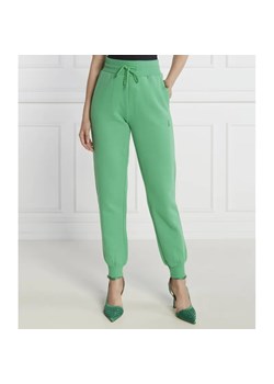 Patrizia Pepe Spodnie | Regular Fit ze sklepu Gomez Fashion Store w kategorii Spodnie damskie - zdjęcie 184515138