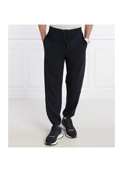 Emporio Armani Spodnie dresowe | Regular Fit ze sklepu Gomez Fashion Store w kategorii Spodnie męskie - zdjęcie 184516128