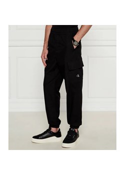 Calvin Klein Jeans Spodnie jogger | Regular Fit ze sklepu Gomez Fashion Store w kategorii Spodnie męskie - zdjęcie 184516215