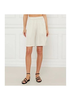 AKEP Satynowe szorty | Loose fit ze sklepu Gomez Fashion Store w kategorii Szorty - zdjęcie 184516648