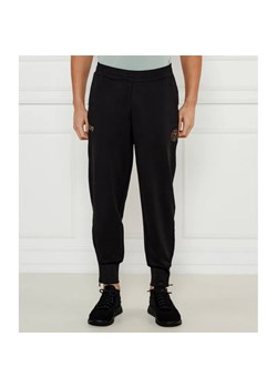 EA7 Spodnie dresowe | Regular Fit ze sklepu Gomez Fashion Store w kategorii Spodnie męskie - zdjęcie 184517029