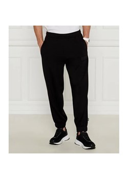 EA7 Spodnie dresowe | Regular Fit ze sklepu Gomez Fashion Store w kategorii Spodnie męskie - zdjęcie 184517235