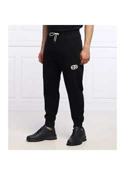 Emporio Armani Spodnie dresowe | Regular Fit ze sklepu Gomez Fashion Store w kategorii Spodnie męskie - zdjęcie 184517286
