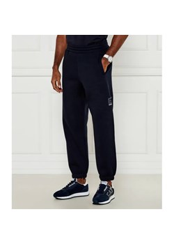 EA7 Spodnie dresowe | Relaxed fit ze sklepu Gomez Fashion Store w kategorii Spodnie męskie - zdjęcie 184517599