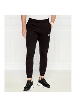 EA7 Spodnie dresowe | Regular Fit ze sklepu Gomez Fashion Store w kategorii Spodnie męskie - zdjęcie 184517628