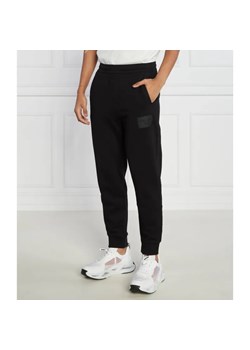 Armani Exchange Spodnie dresowe | Regular Fit ze sklepu Gomez Fashion Store w kategorii Spodnie męskie - zdjęcie 184517978