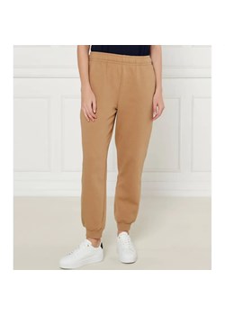Tommy Hilfiger Spodnie dresowe | Regular Fit ze sklepu Gomez Fashion Store w kategorii Spodnie damskie - zdjęcie 184518606