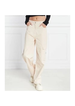Calvin Klein Jeans Spodnie | Regular Fit ze sklepu Gomez Fashion Store w kategorii Spodnie damskie - zdjęcie 184518819