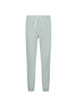 GUESS ACTIVE Spodnie dresowe | Regular Fit ze sklepu Gomez Fashion Store w kategorii Spodnie chłopięce - zdjęcie 184519029