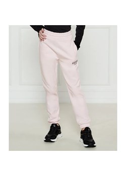 Guess Spodnie dresowe | Regular Fit ze sklepu Gomez Fashion Store w kategorii Spodnie dziewczęce - zdjęcie 184519096
