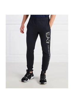 EA7 Spodnie dresowe | Regular Fit ze sklepu Gomez Fashion Store w kategorii Spodnie męskie - zdjęcie 184519515