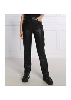 GUESS Spodnie CAROLINE | Straight fit ze sklepu Gomez Fashion Store w kategorii Spodnie damskie - zdjęcie 184519667
