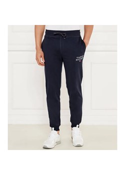 Tommy Hilfiger Spodnie dresowe | Regular Fit ze sklepu Gomez Fashion Store w kategorii Spodnie męskie - zdjęcie 184519997