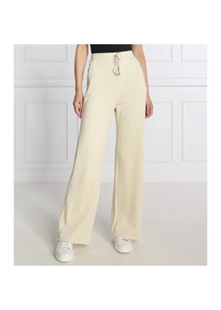 Patrizia Pepe Spodnie dresowe | flare fit ze sklepu Gomez Fashion Store w kategorii Spodnie damskie - zdjęcie 184520039