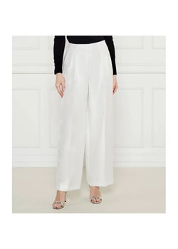 Marc Cain Spodnie | flare fit | high waist ze sklepu Gomez Fashion Store w kategorii Spodnie damskie - zdjęcie 184522627