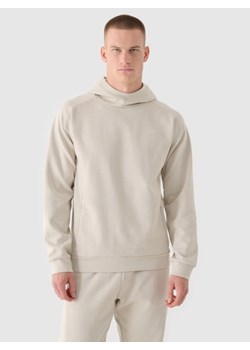 Męska bluza nierozpinana z kapturem 4F 4FRAW24TSWSM2050 - beżowa ze sklepu Sportstylestory.com w kategorii Bluzy męskie - zdjęcie 184525767