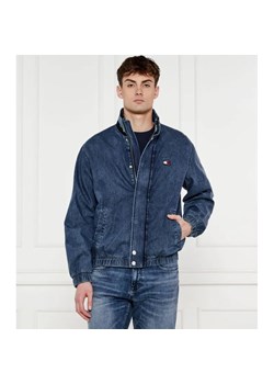Tommy Jeans Jeansowa kurtka bomber CHAMBRAY | Regular Fit ze sklepu Gomez Fashion Store w kategorii Kurtki męskie - zdjęcie 184526479