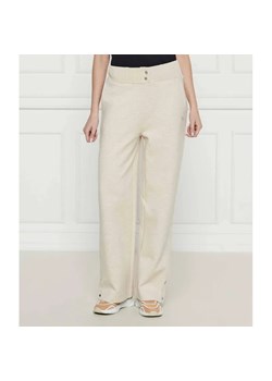 BOSS BLACK Spodnie dresowe Enolara | Loose fit ze sklepu Gomez Fashion Store w kategorii Spodnie damskie - zdjęcie 184531108