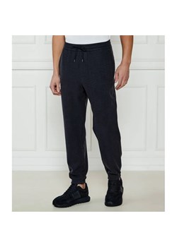 Emporio Armani Spodnie dresowe | Regular Fit ze sklepu Gomez Fashion Store w kategorii Spodnie męskie - zdjęcie 184531398