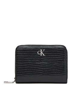 Mały Portfel Damski Calvin Klein Lizard Embossed Lthr Med Flap Zi LV04F1067G Czarny ze sklepu eobuwie.pl w kategorii Portfele damskie - zdjęcie 184538408